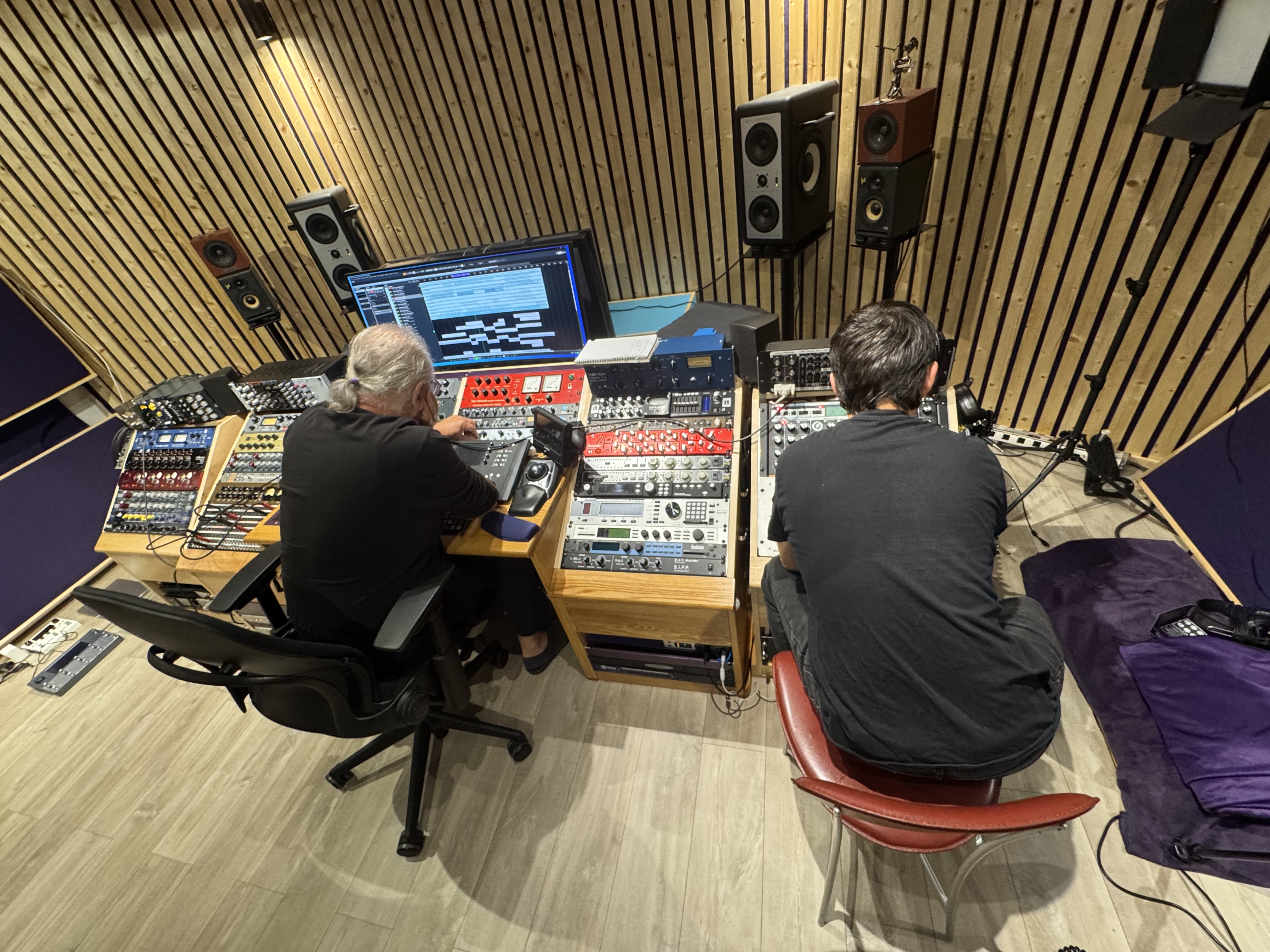 Equipment for studio's music production