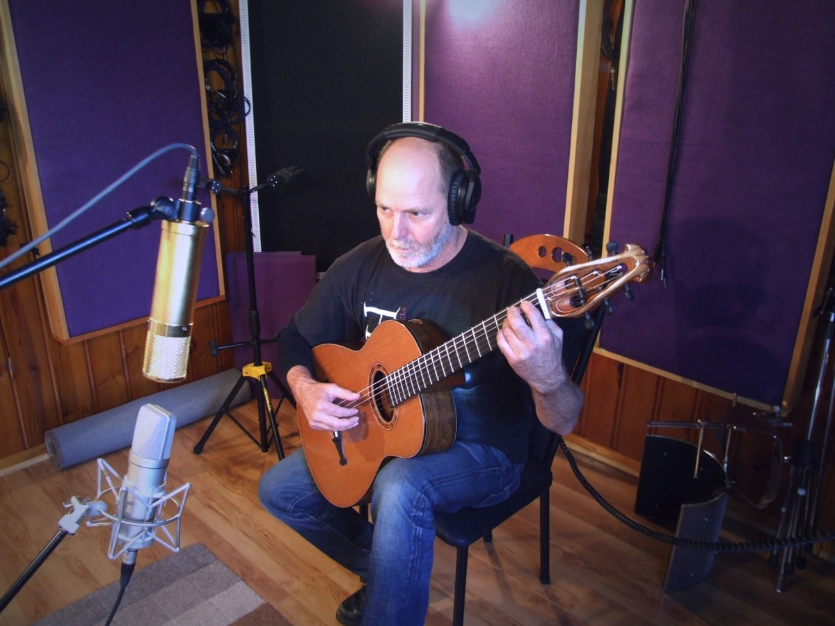M/S recording classical guitar 