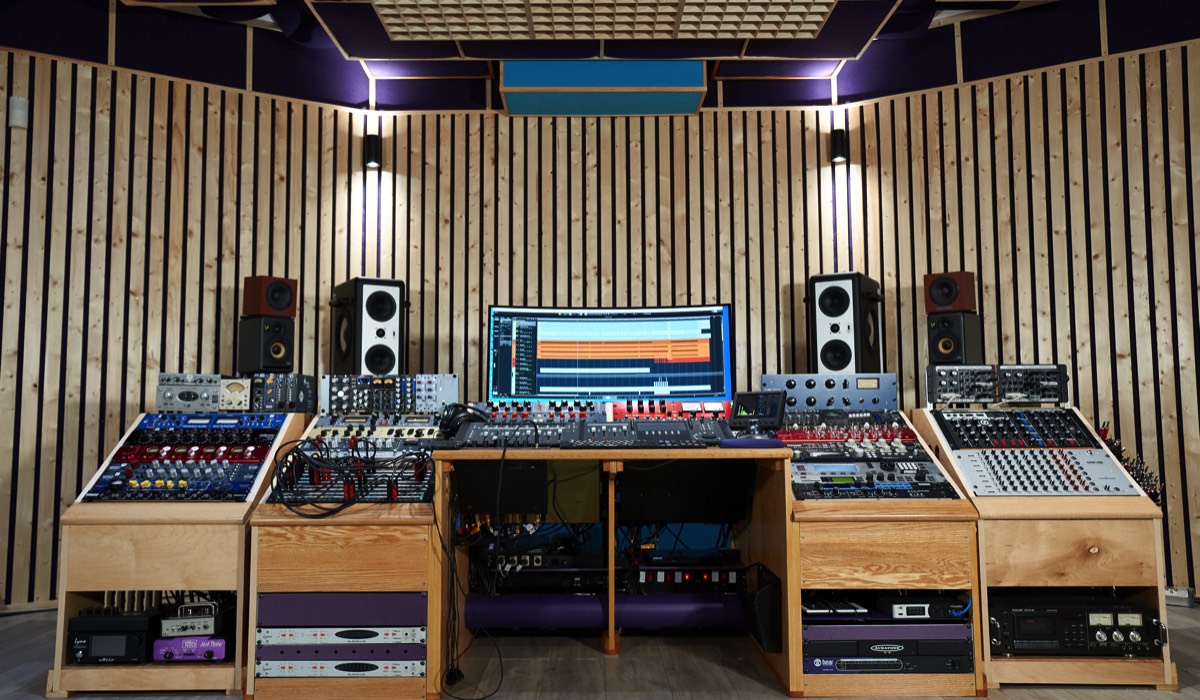 The control room acoustics are exceptional, with a state-of-the-art monitoring system for top mixing and mastering.